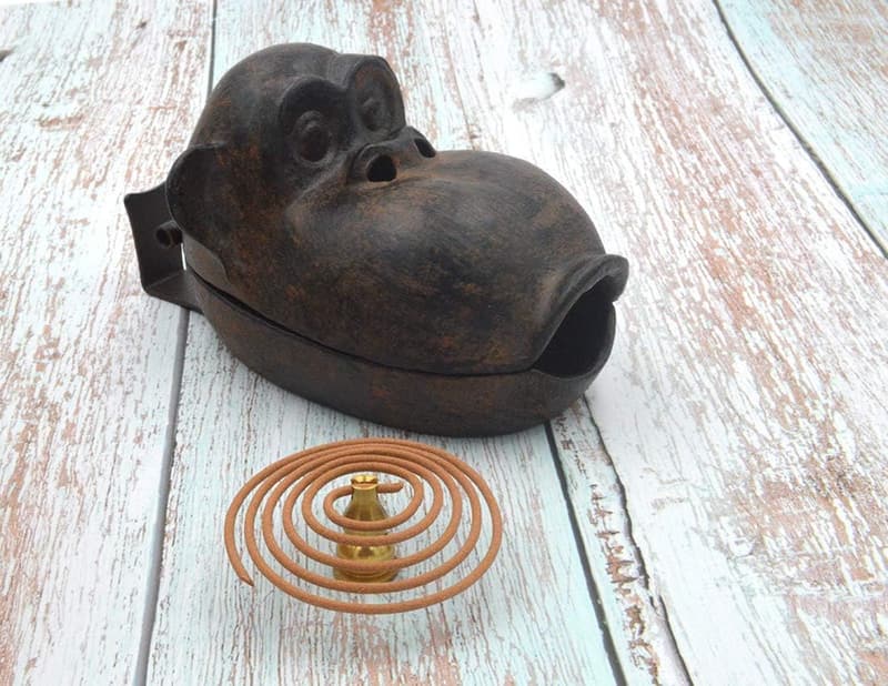 Cast Iron Monkey Cigar Ashtray for Indoor and Outdoor Use