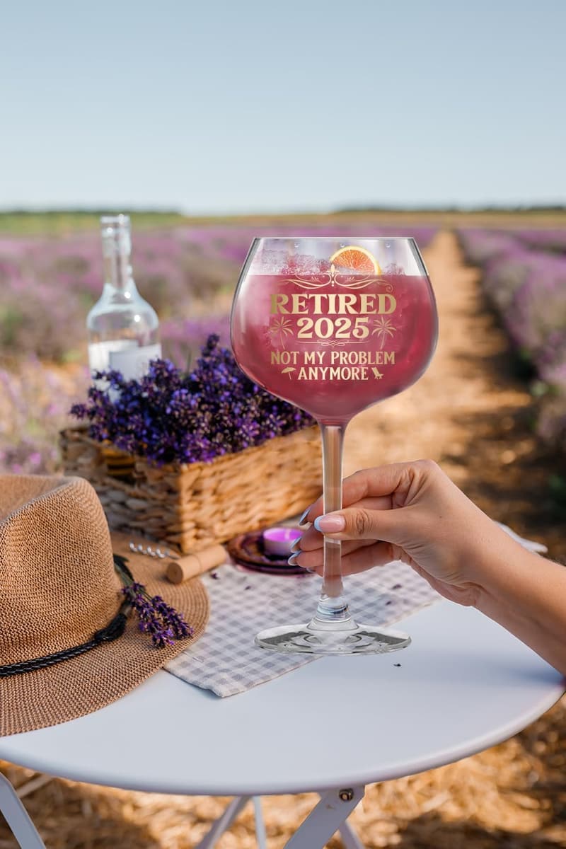 2025 Retirement Gift - 16 oz Wine Glass for Women