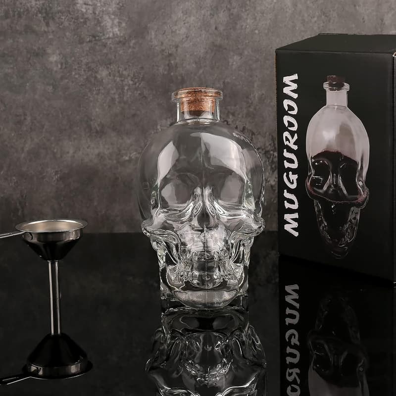 Gothic Skull Decanter - 26oz Crystal Glass Liquor Bottle