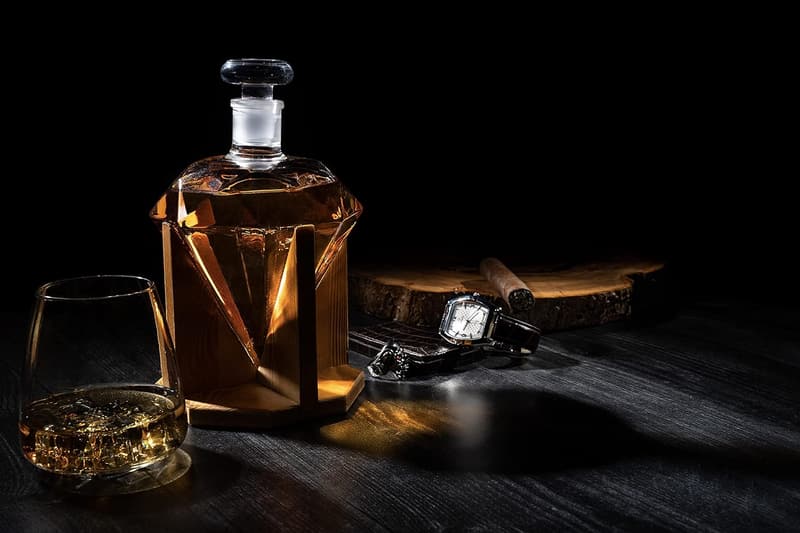 Diamond Whiskey Decanter - 750ml Gift for Men & Women