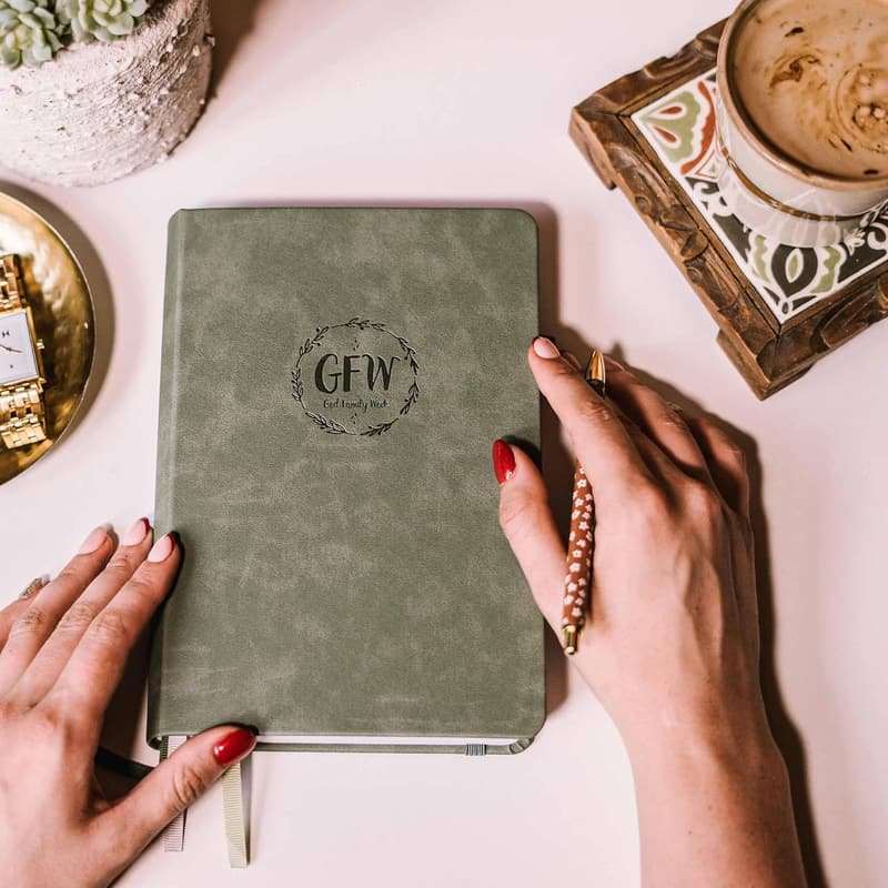 Devotional Planner with Gift Box - Vegan Leather, 12-Month A5 2025