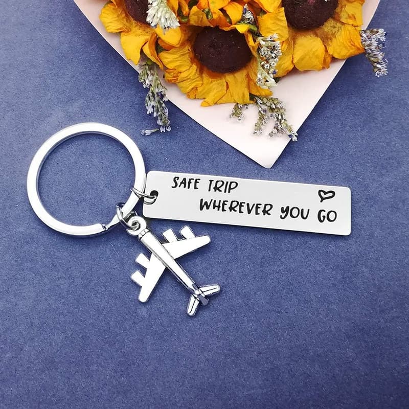 Traveling Keychain - Airplane Design - Gift for Travelers