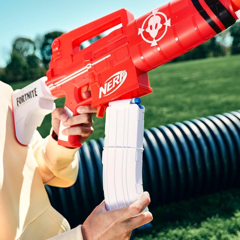 Nerf Fortnite Motorized Blaster with 10 Elite Darts