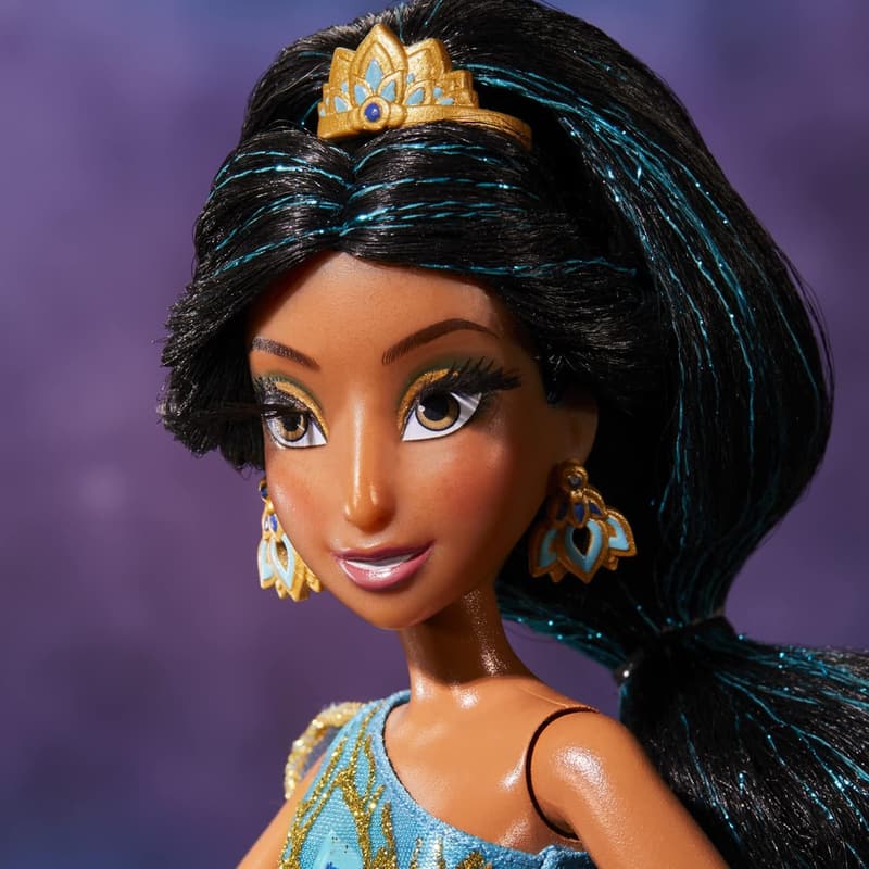 30th Anniversary Jasmine Deluxe Fashion Doll with Accessories