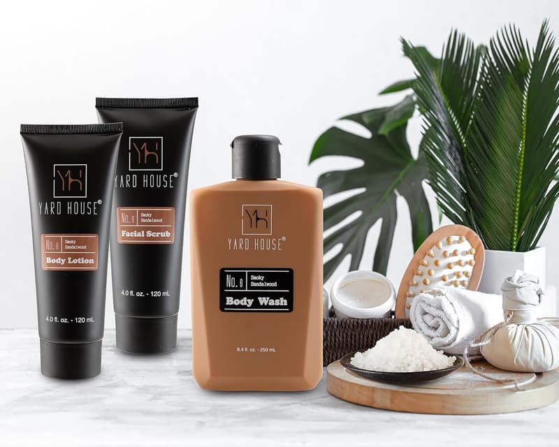 Smoky Sandalwood Men's Bath & Body Gift Set in Leather Bag