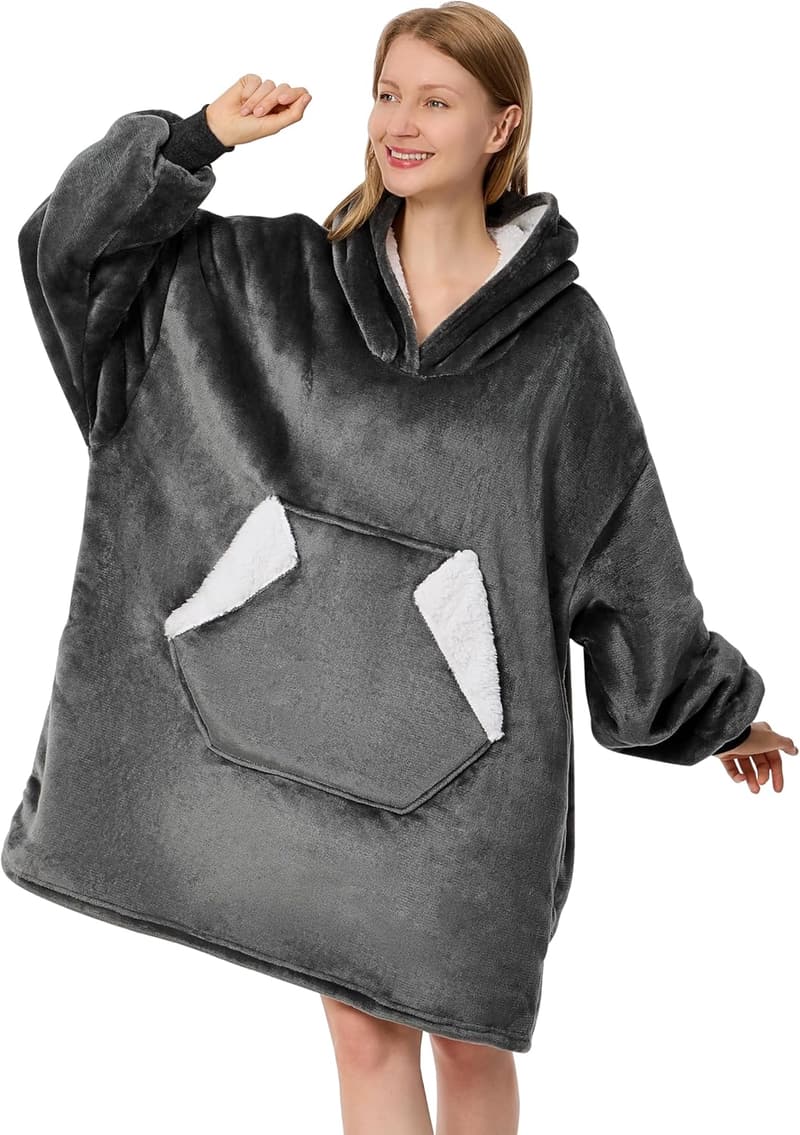 Oversized Sherpa Fleece Hoodie Blanket with Pockets