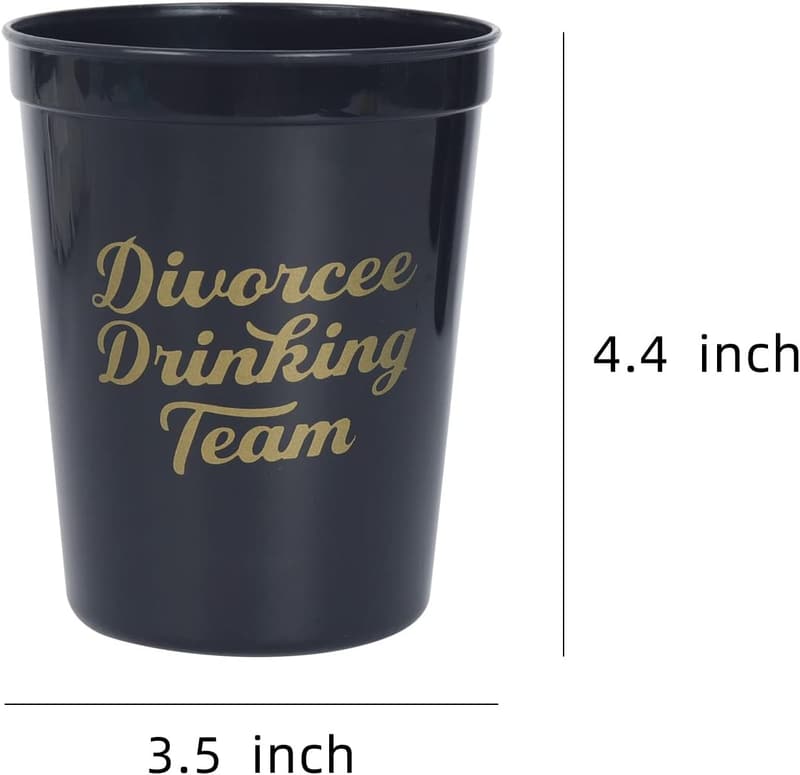 Divorce Party Plastic Cups - Pack of 10 Black Party Favors