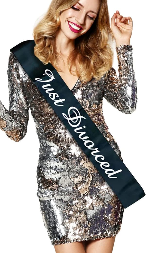 Just Divorced Sash - Black & White Party Decoration for Singles