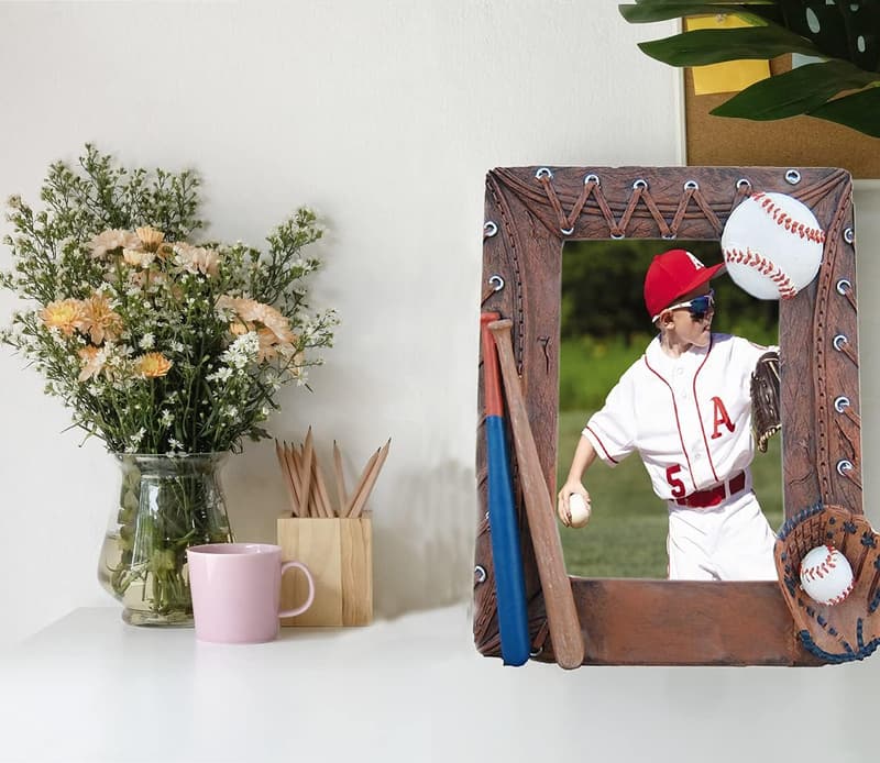 3D Baseball Photo Frame - Handmade Birthday Gift for Sports Enthusiasts