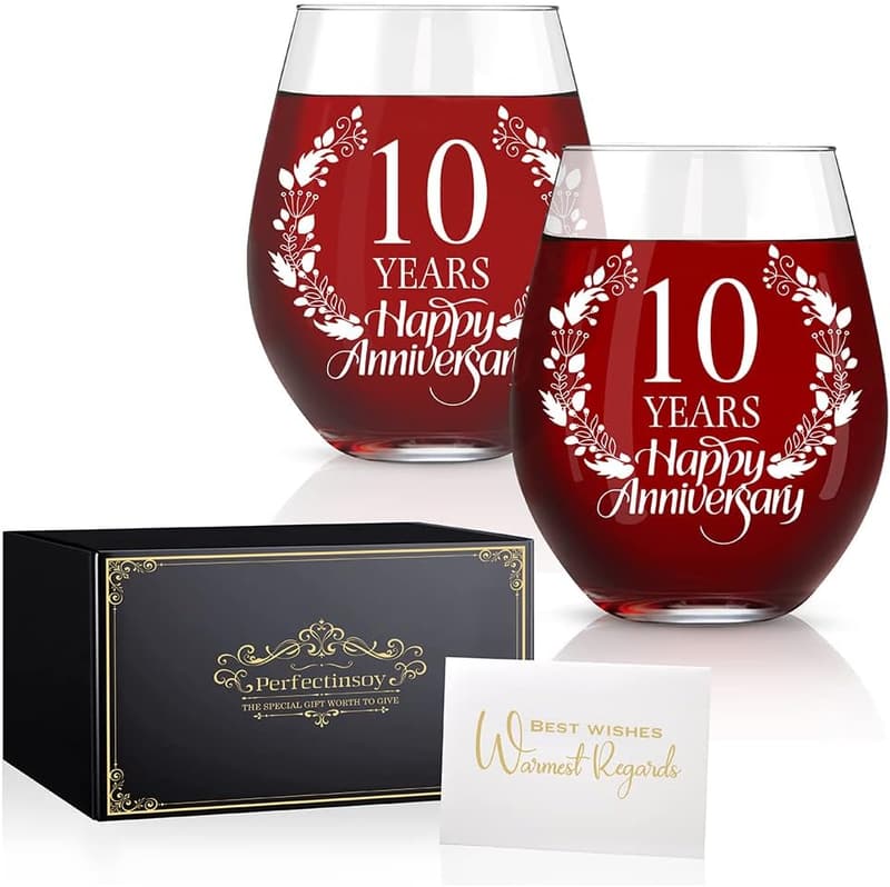 10th Anniversary Wine Glass Set for Couples - Personalized Gift