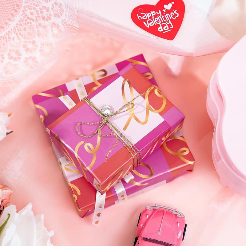 Valentine's Day Wrapping Paper Roll - Golden Love & Pink Checkered