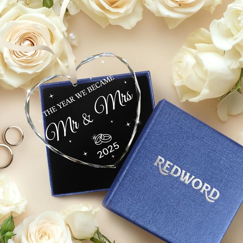 2025 Wedding Gifts for Couples, Mr. and Mrs. Just Married Ornaments