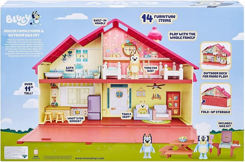 Bluey Family Home & BBQ Playset with 4 Figures - Kids 3+