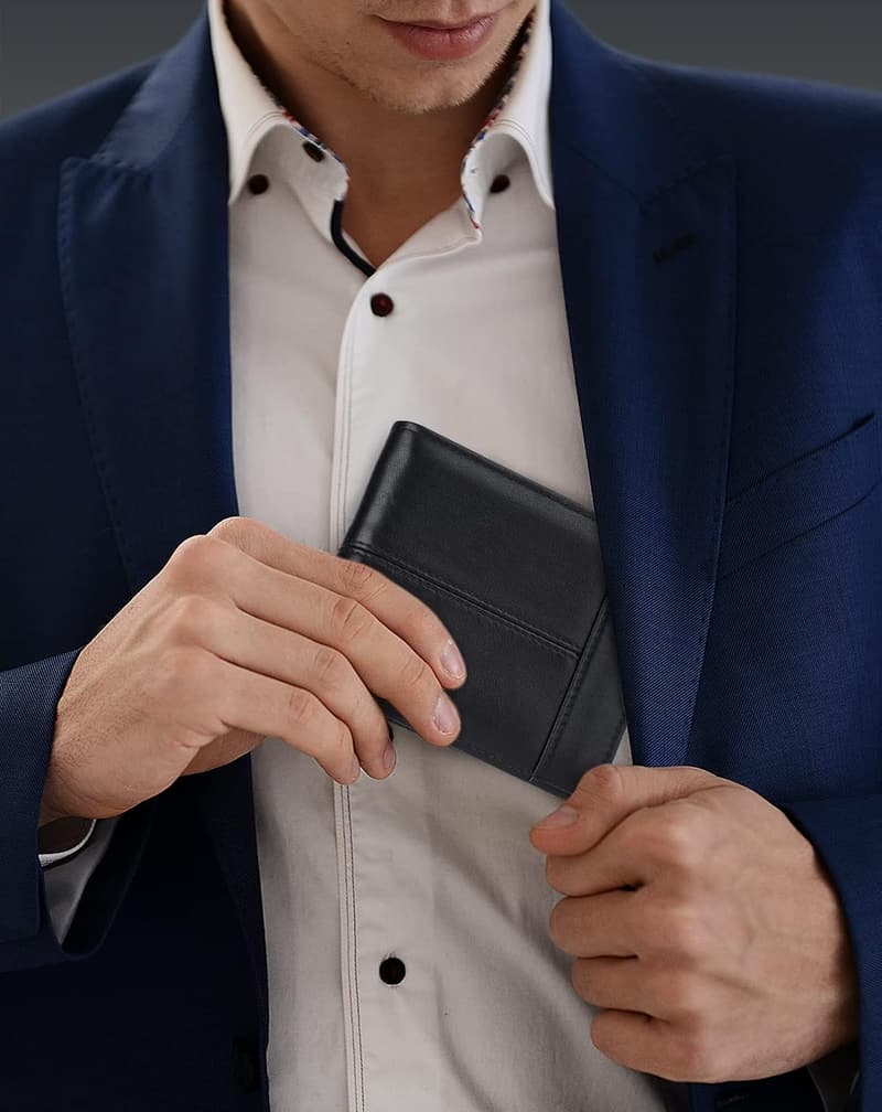 Men's RFID Blocking Leather Bifold Wallet with ID Window and 16 Slots