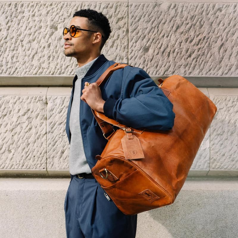 Men's and Women's Vintage Brown Leather Duffle Bag for Travel