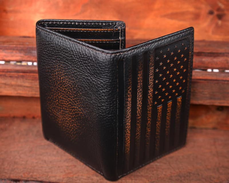 USA Flag Men's Trifold Wallet - Handcrafted Full Grain Leather, RFID Blocking