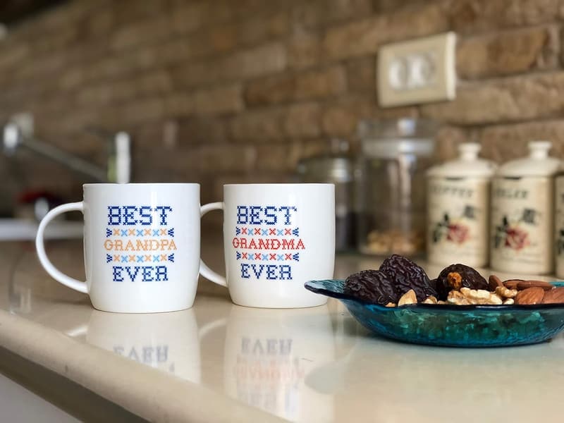 World's Best Grandparents Coffee Mugs - Ceramic Gifts for Grandma & Grandpa