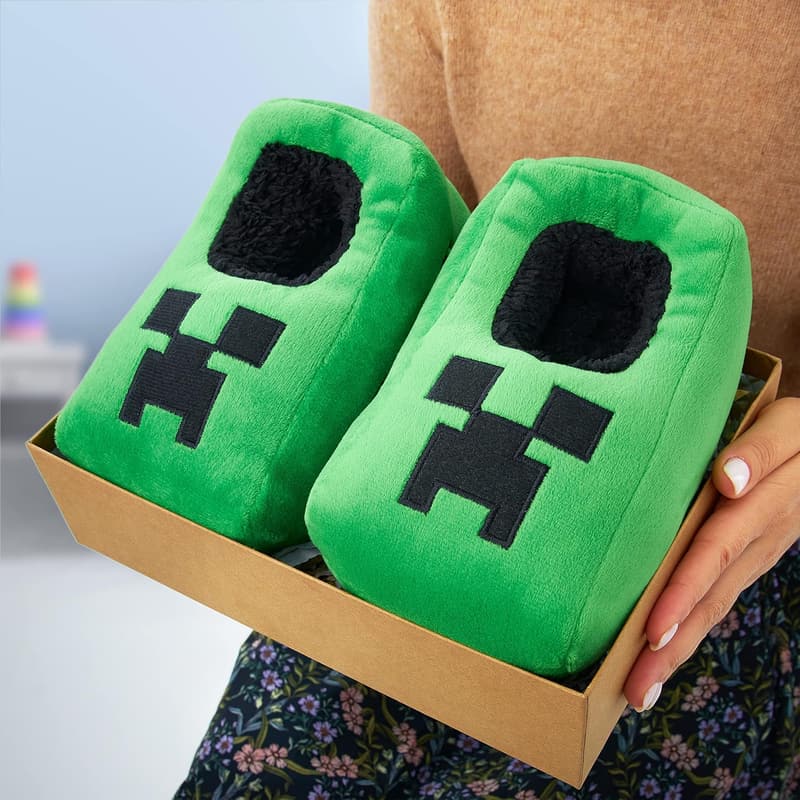 Cozy Minecraft Slippers for Boys - Ideal Gamer Gift
