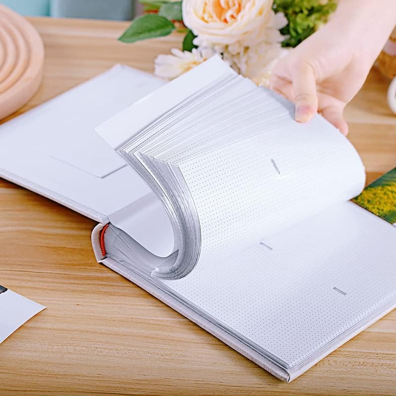 Wedding Photo Album with Embroidery - Holds 200 Photos