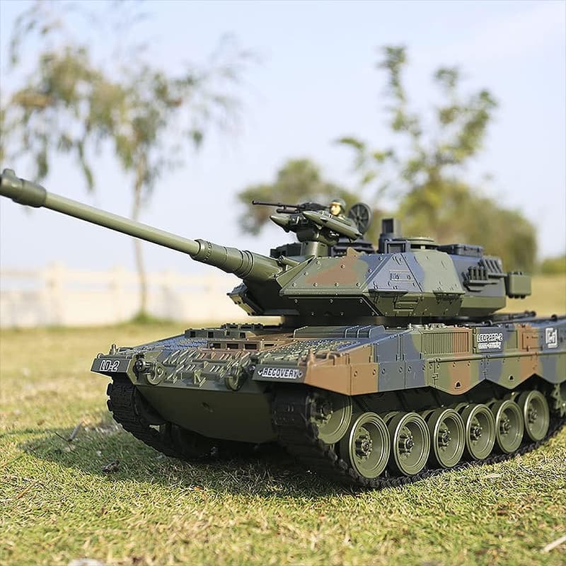 Remote Control German Leopard Tank 1:18 Scale for Kids