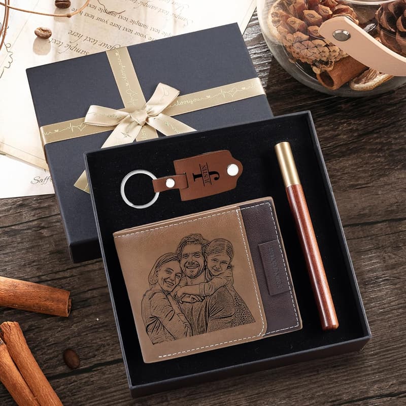 Personalized Leather Wallet for Men - Gift for Husband