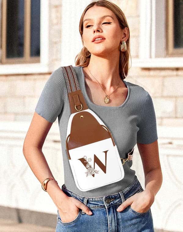 Personalized Leather Crossbody Bag for Travel - Gift for Women