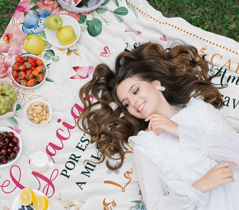 Birthday Blanket for Mom - Spanish Design 50x60in