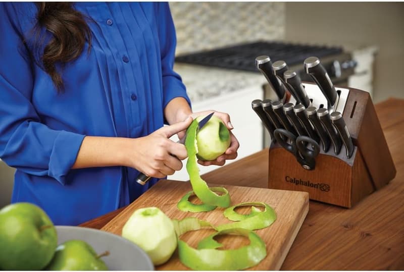 15-Piece Self-Sharpening Kitchen Knife Set by Calphalon