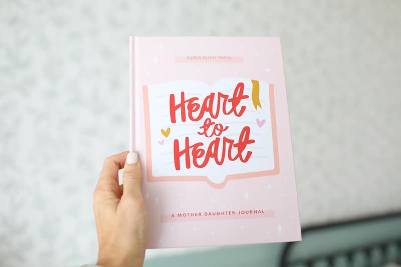 Mother-Daughter Journal: Thoughtful Prompts & Activities