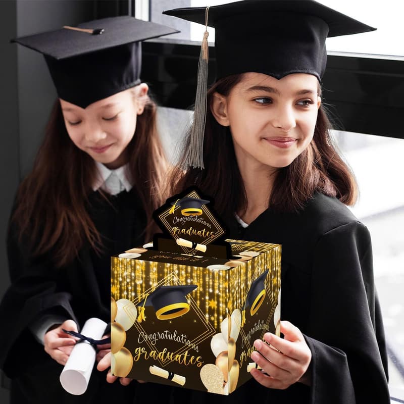 Graduation Money Holder with Pull-Out Card & 35 Plastic Bags
