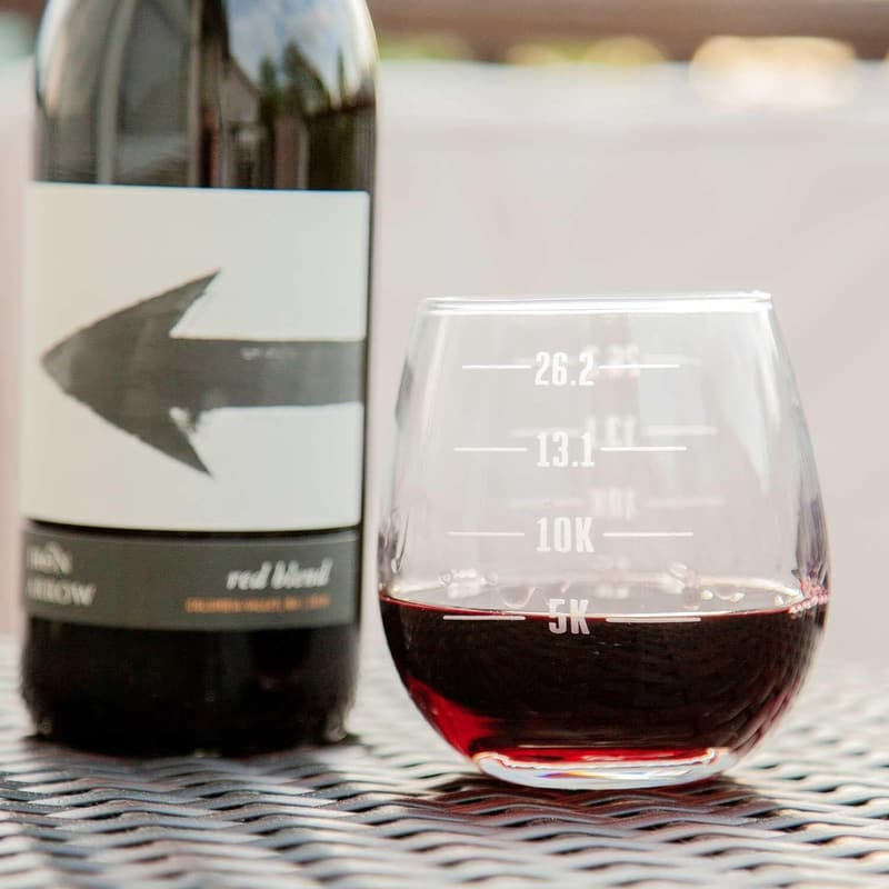 Running Stemless Wine Glass with Runner's Measurements