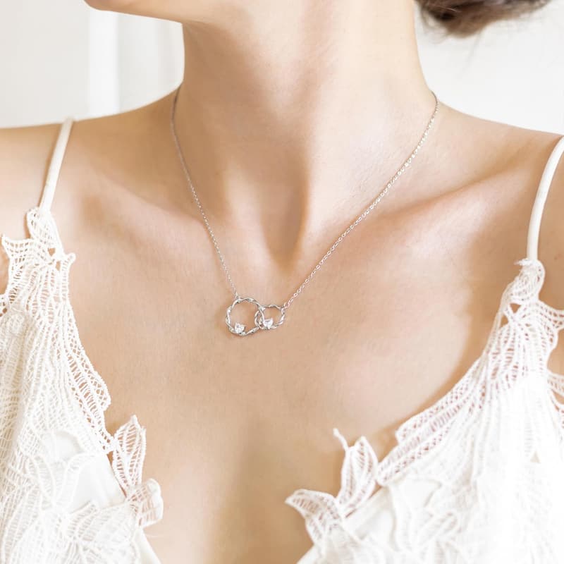 Sister Birthday Gift - Sterling Silver Interlocking Necklace