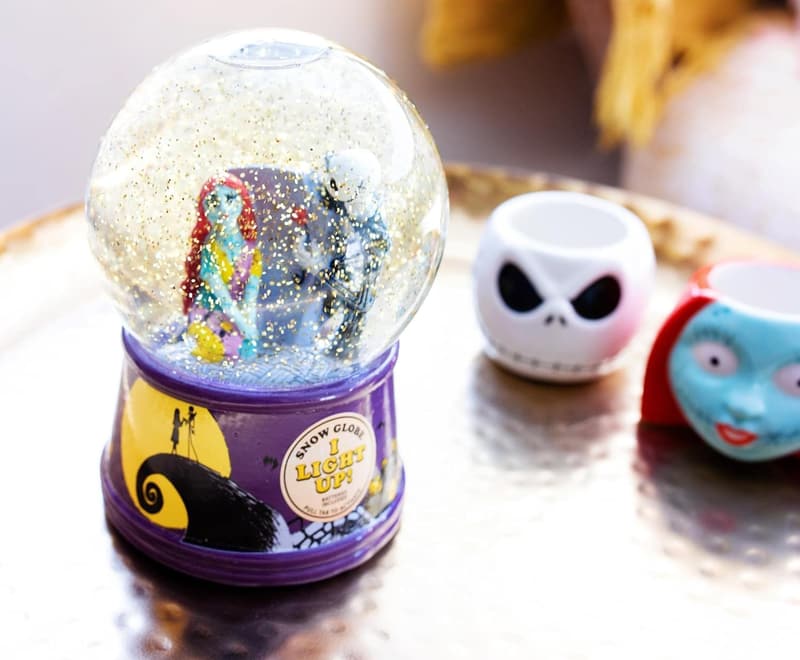 Nightmare Before Christmas Jack & Sally Light-Up Snow Globe