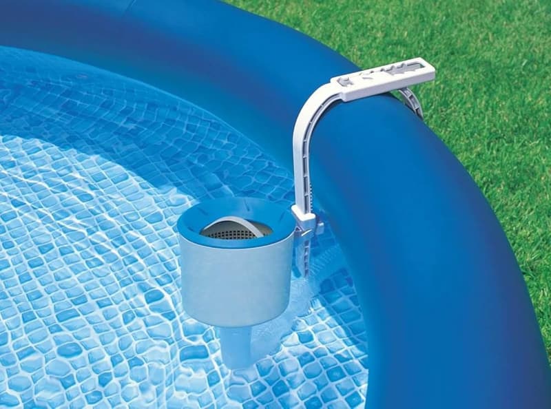 Intex Deluxe Automatic Pool Skimmer with Strainer Basket, 2 Pack