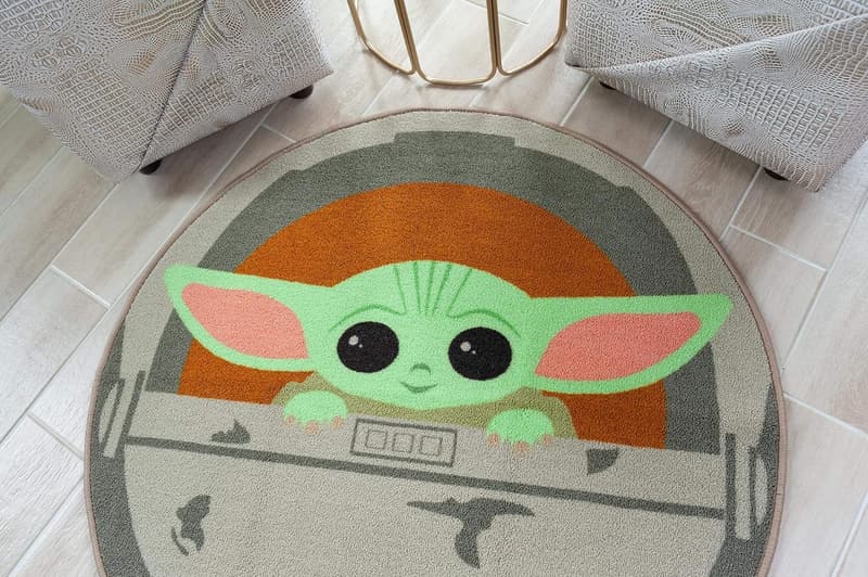 The Mandalorian Child 39-Inch Round Area Rug