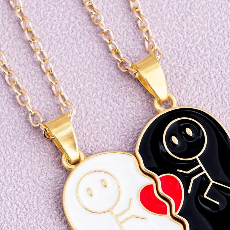 Couples' Magnetic Keychain - Perfect Anniversary Gift