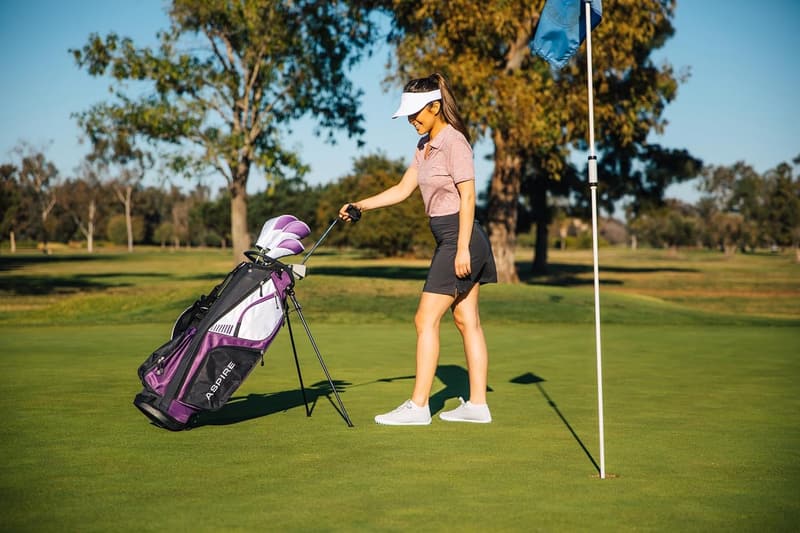 Aspire XD1 Women's Ultra-Light Golf Club Set with Stand Bag