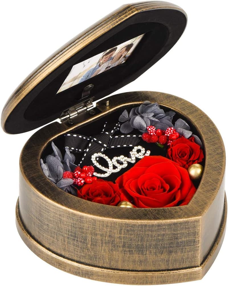 Valentine's Day Gift: Real Red Roses in Musical Box