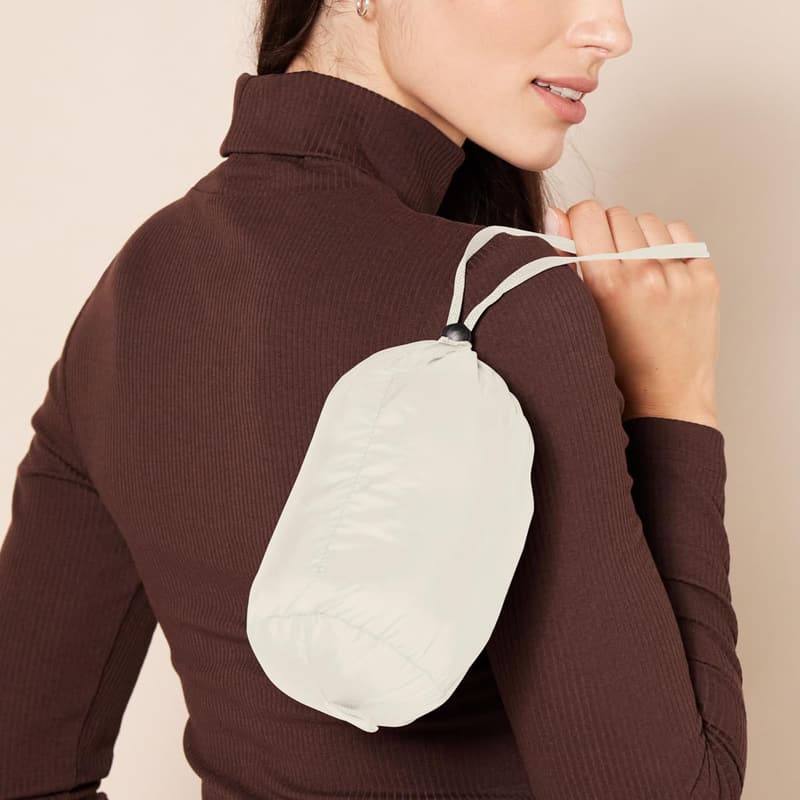 Lightweight Water-Resistant Puffer Jacket for Women