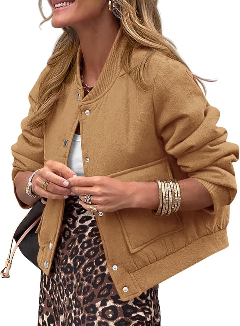 Trendy Women's Cropped Bomber Jacket with Pockets