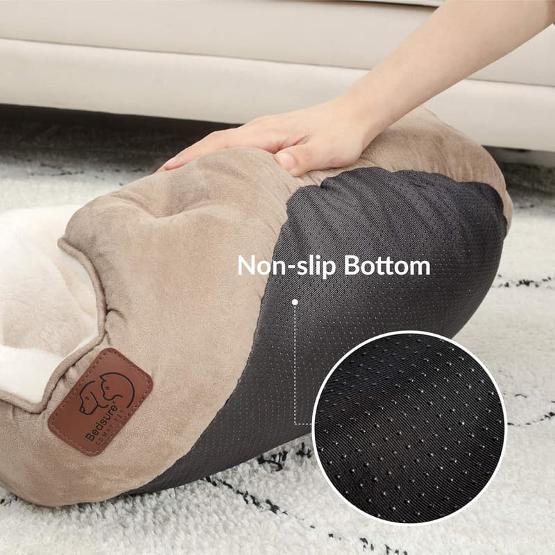 Washable Round Pet Bed for Small Dogs and Cats - 20 Inches, Camel
