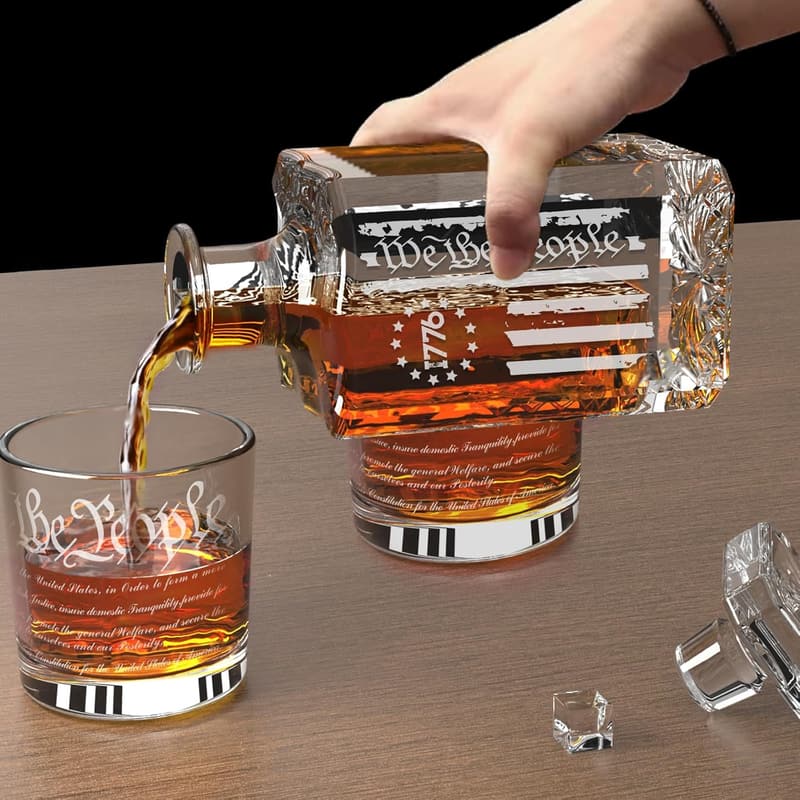 Personalized Whiskey Decanter Set for Men - 1776 設計