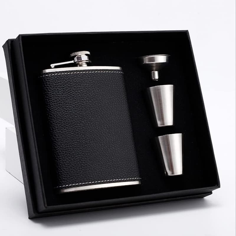 Personalized Black Leather 8 Oz Hip Flask Gift Set