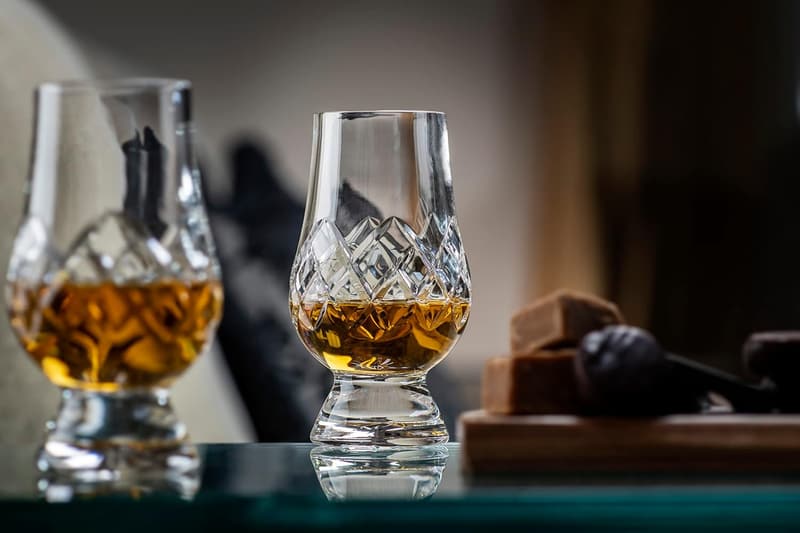 Premium Whiskey Glass Set in Gift Carton