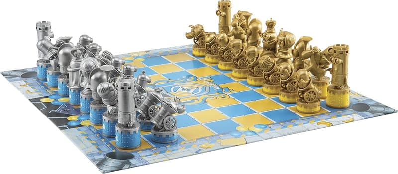Minions Chess Set – The Noble Collection