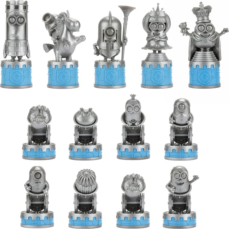 Minions Chess Set – The Noble Collection
