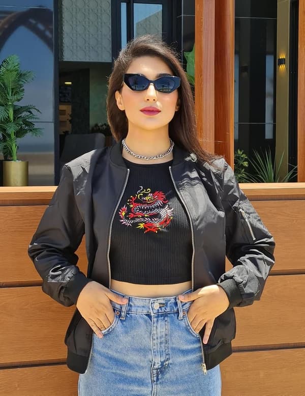 Casual Women's Zip-Up Bomber Jacket with Pockets