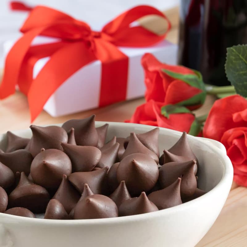 Bulk Milk Chocolate Hershey Kisses - 3lb Bag, Party Favors