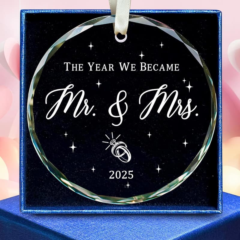 2025 Wedding Gifts - Glass Ornament for Couples