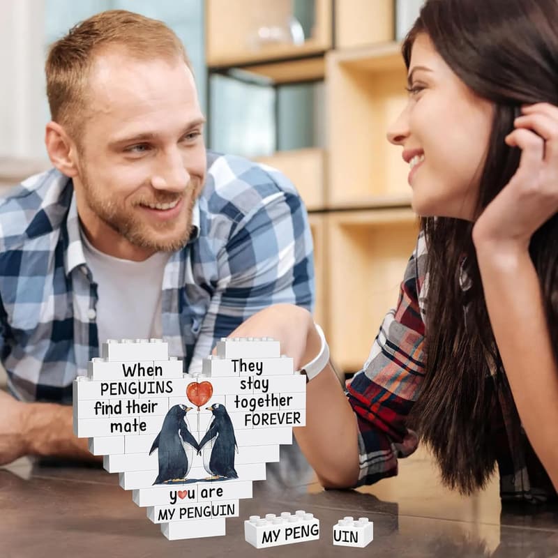Valentine's Day Penguin Couple Decorative Sign